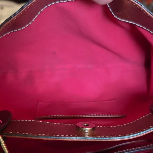 Dooney & Bourke Croc Embossed Flynn - Picture 16 of 17